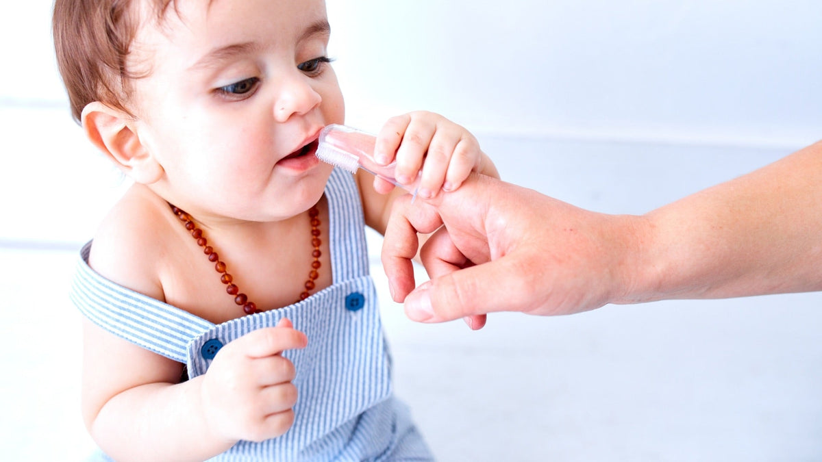 When Do Babies Start Teething? A Dentist's Guide to Baby Teeth